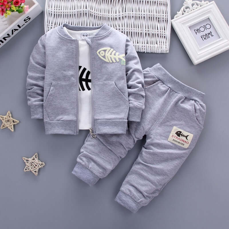 breathable children's three piece clothing set perfect for summer comfort